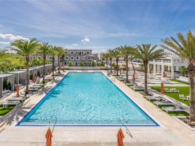 6416 NW 102nd Ct # 304, Doral FL 33178