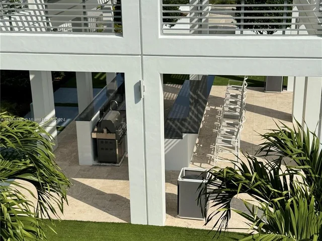 6416 NW 102nd Ct # 304, Doral FL 33178