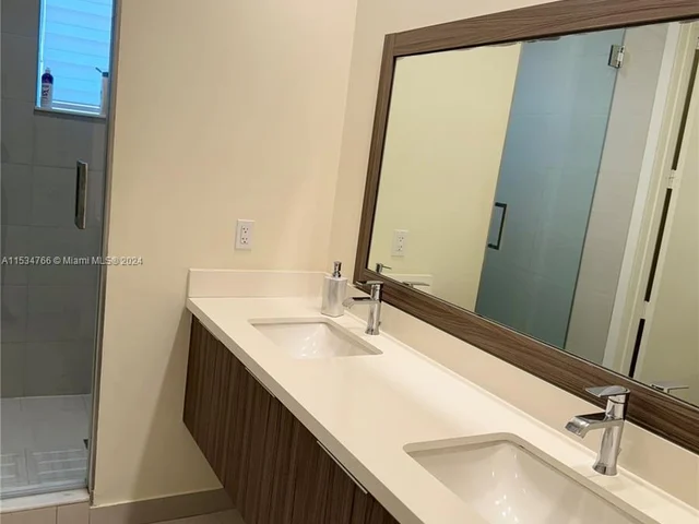 6416 NW 102nd Ct # 304, Doral FL 33178