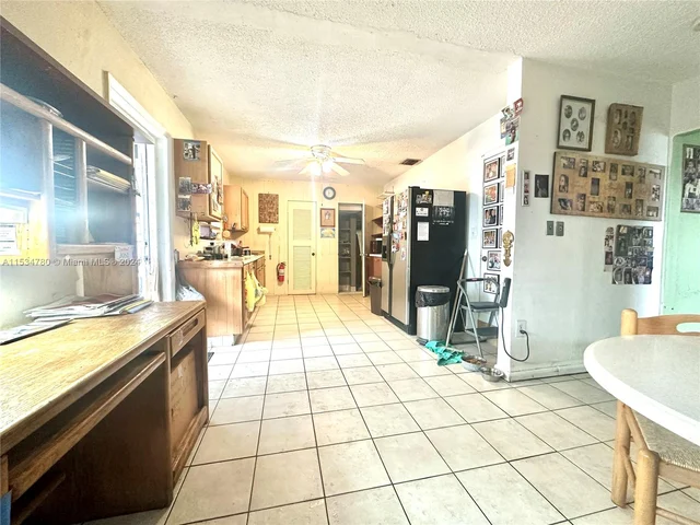 1380 W 37th St, Hialeah FL 33012