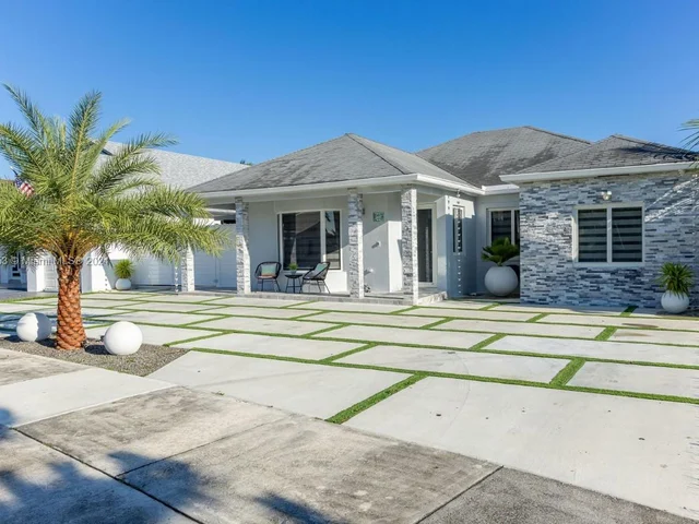 14451 SW 158th St, Miami FL 33177