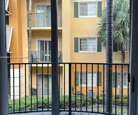 7290 NW 114th Ave # 7, Doral FL 33178