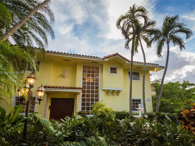 650 Alcazar Ave, Coral Gables FL 33134