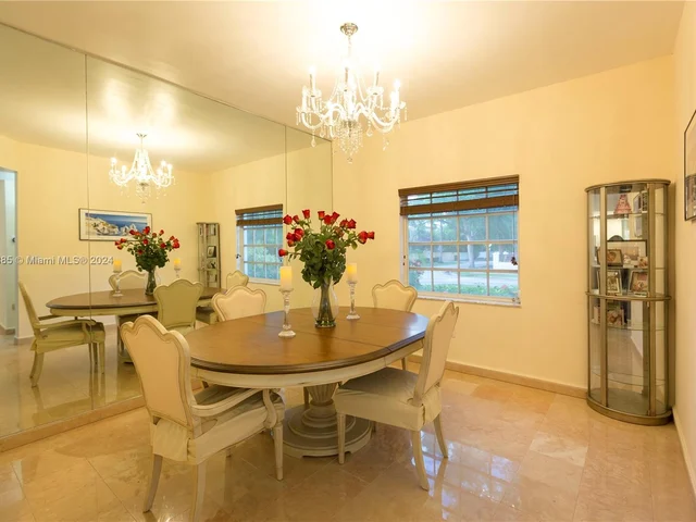 650 Alcazar Ave, Coral Gables FL 33134