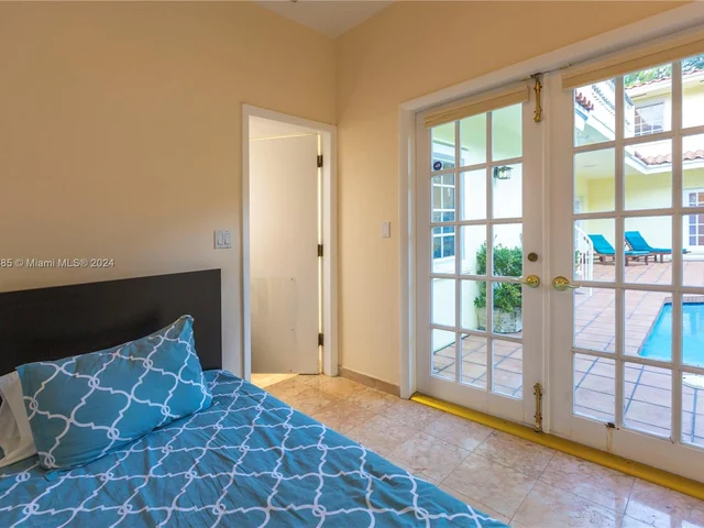 650 Alcazar Ave, Coral Gables FL 33134