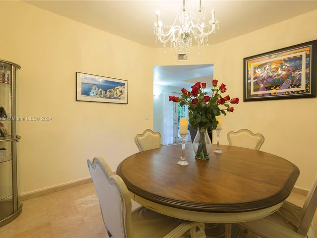 650 Alcazar Ave, Coral Gables FL 33134