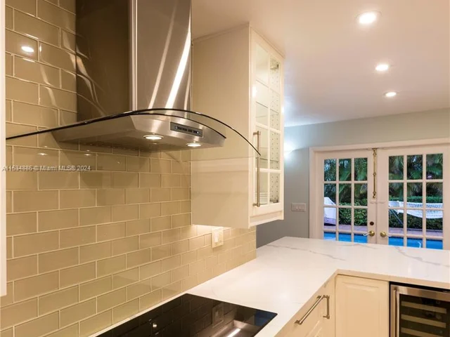 650 Alcazar Ave, Coral Gables FL 33134