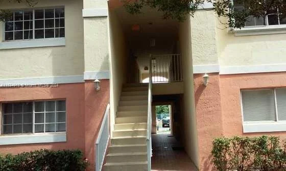 3630 N 56th Ave # 319, Hollywood FL 33021