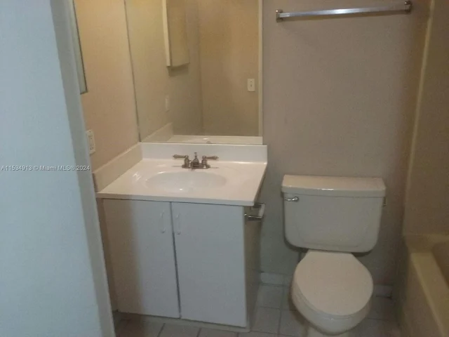 3630 N 56th Ave # 319, Hollywood FL 33021