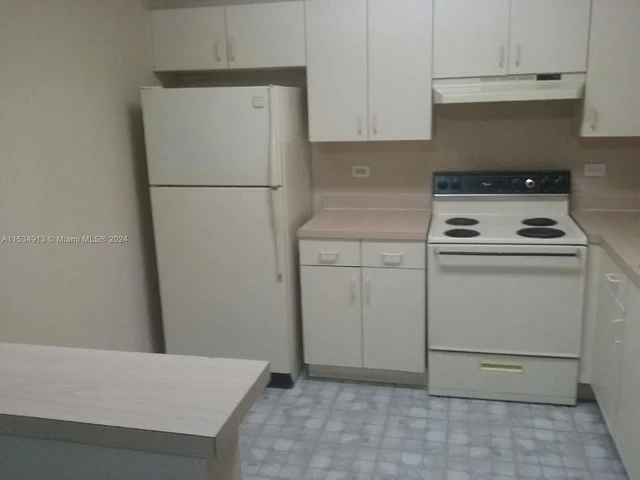 3630 N 56th Ave # 319, Hollywood FL 33021