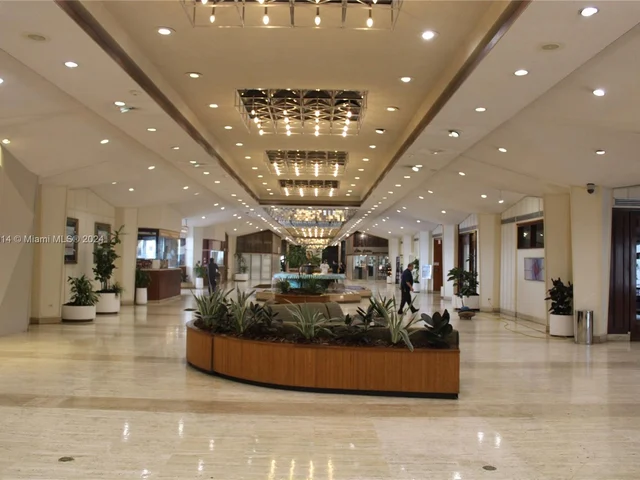 825 Brickell Bay Dr # 847, Miami FL 33131