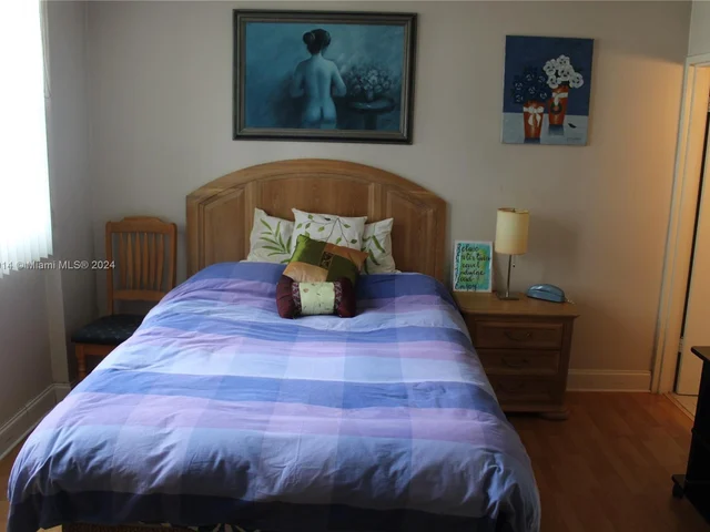 825 Brickell Bay Dr # 847, Miami FL 33131