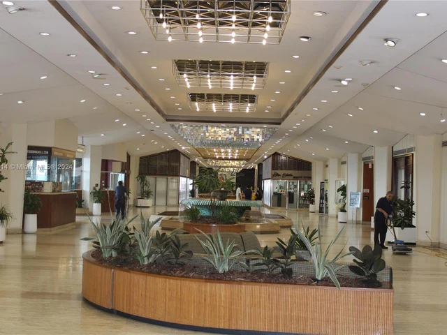 825 Brickell Bay Dr # 847, Miami FL 33131