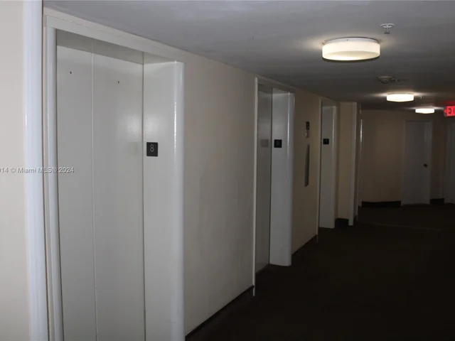 825 Brickell Bay Dr # 847, Miami FL 33131