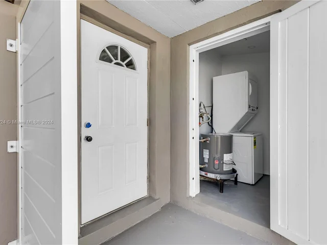 2510 NE 182nd Ter, North Miami Beach FL 33160