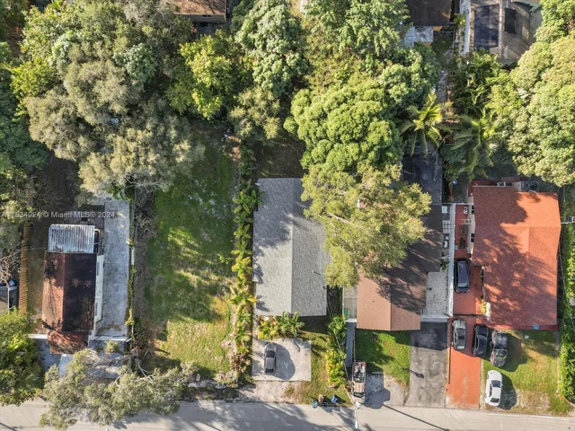 2510 NE 182nd Ter, North Miami Beach FL 33160