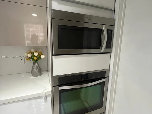 1380 CORONADO RD, Weston FL 33327