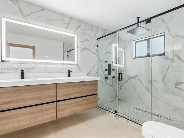 420 SW 19th Rd, Miami FL 33129