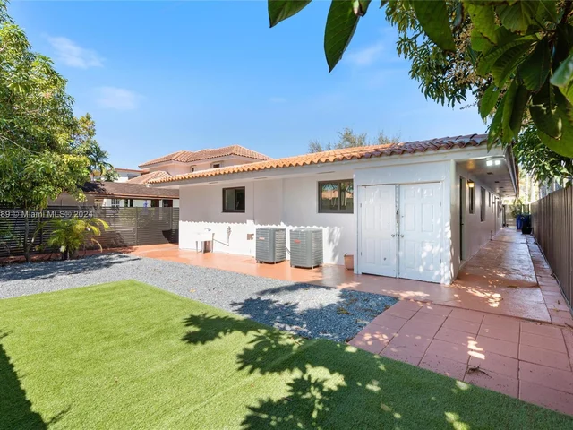 420 SW 19th Rd, Miami FL 33129