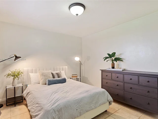 3059 Day Ave # 1, Miami FL 33133