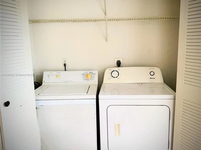 417 Vista Isles Dr # 2328, Sunrise FL 33325