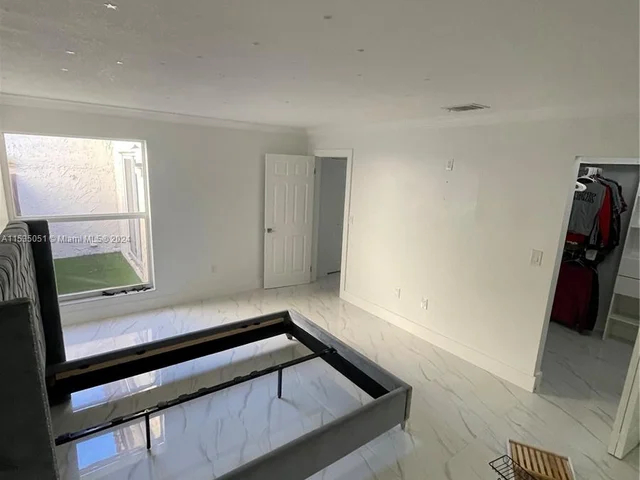 13229 SW 9th Ln # 13229, Miami FL 33184