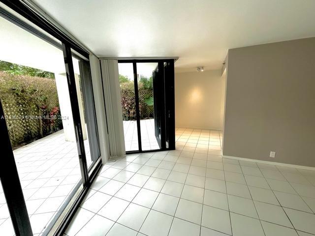 4000 TOWERSIDE TE # 305, Miami FL 33138