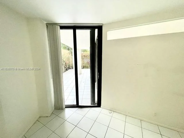 4000 TOWERSIDE TE # 305, Miami FL 33138