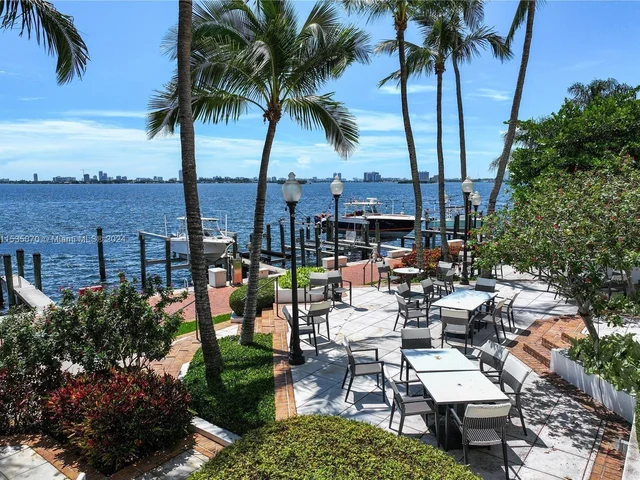 4000 TOWERSIDE TE # 305, Miami FL 33138