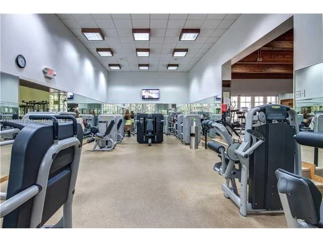 4000 TOWERSIDE TE # 305, Miami FL 33138