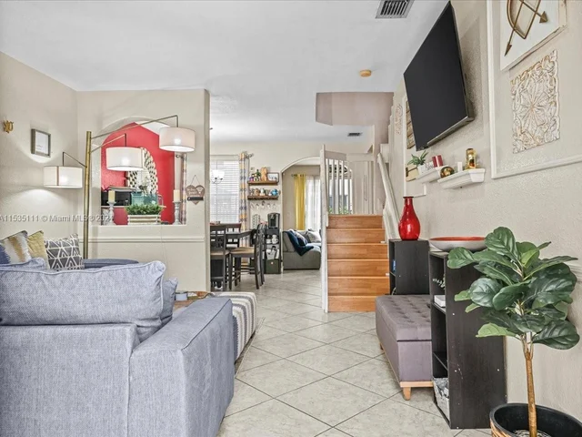 17064 SW 33 # 17064, Miramar FL 33027