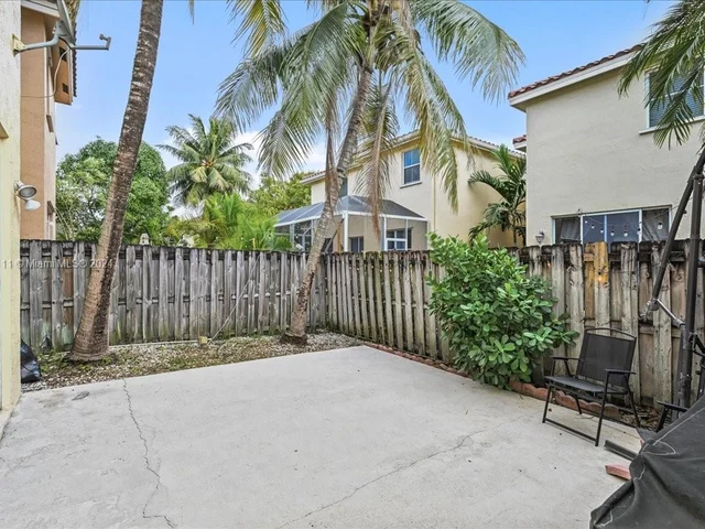 17064 SW 33 # 17064, Miramar FL 33027