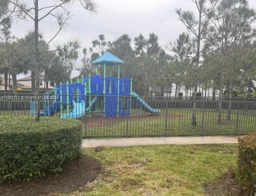 5781 W Sandbirch Way, Lake Worth FL 33463