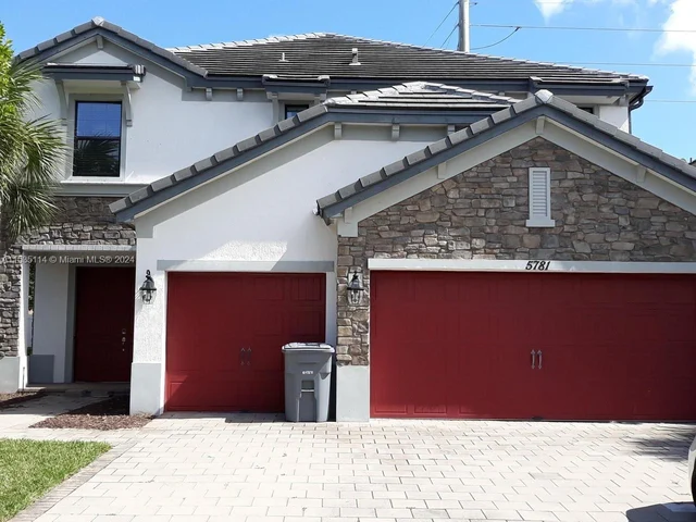 5781 W Sandbirch Way, Lake Worth FL 33463