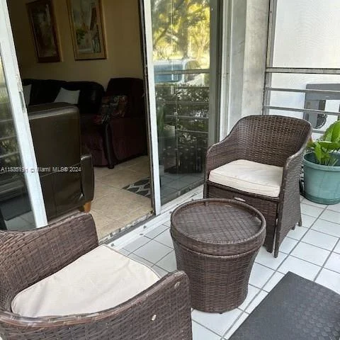 20500 E Country Club Dr # 119, Aventura FL 33180