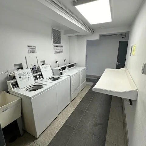 20500 E Country Club Dr # 119, Aventura FL 33180