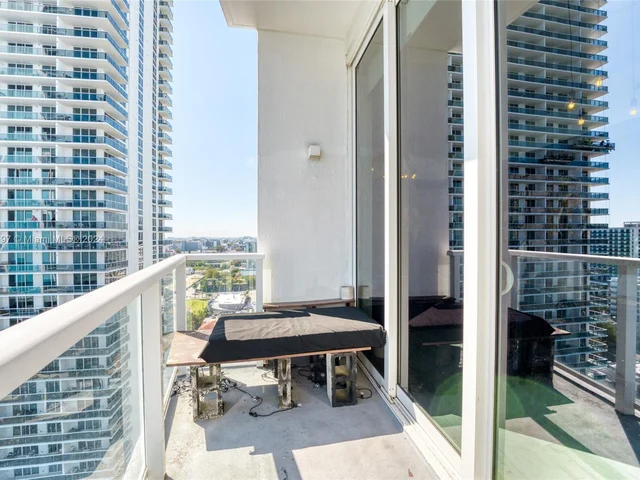 601 NE 27th St # 1806, Miami FL 33137