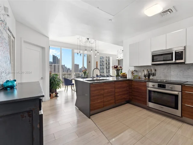 601 NE 27th St # 1806, Miami FL 33137