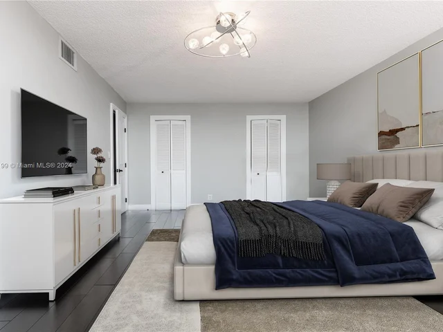 137 Golden Isles Dr # 1508, Hallandale Beach FL 33009