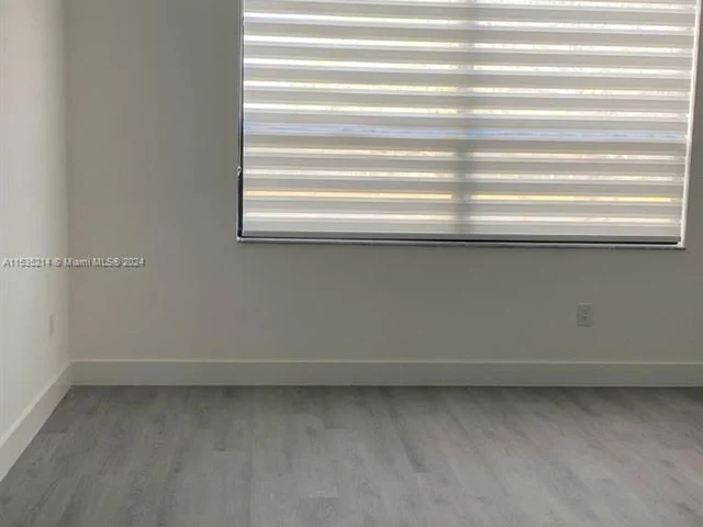 1101 Colony Point Cir # 214, Pembroke Pines FL 33026