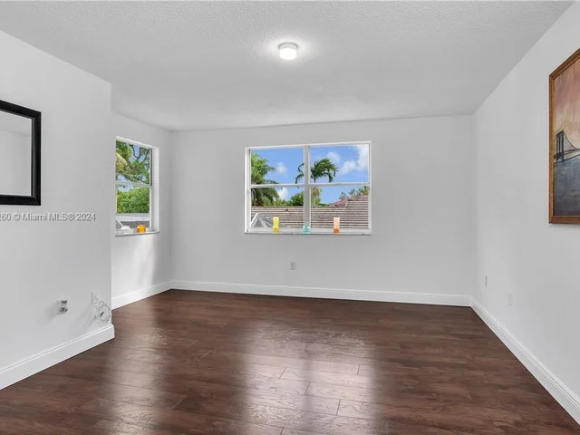 18104 NW 21st St, Pembroke Pines FL 33029
