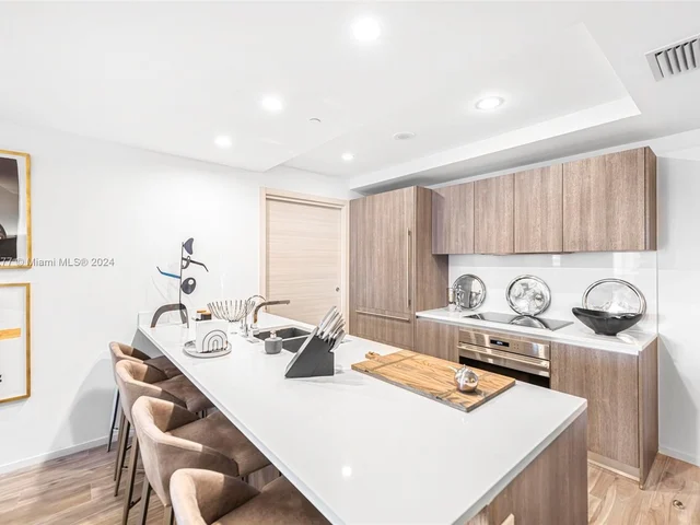 801 S Miami Ave # 1210, Miami FL 33130