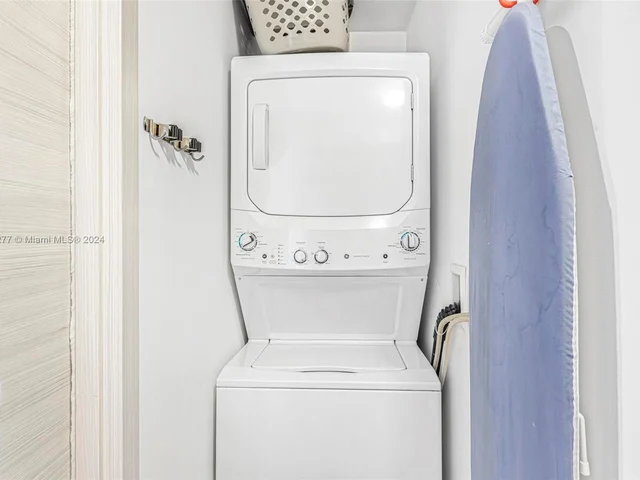 801 S Miami Ave # 1210, Miami FL 33130