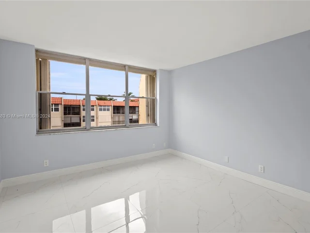 777 S Federal Hwy # E303, Pompano Beach FL 33062