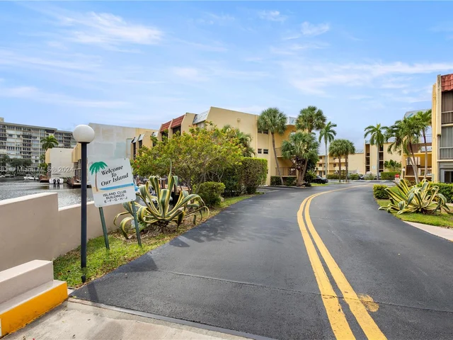 777 S Federal Hwy # E303, Pompano Beach FL 33062