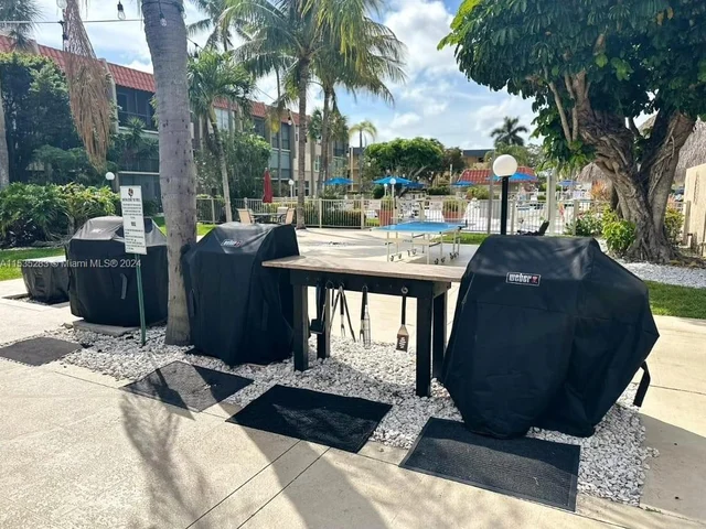 777 S Federal Hwy # E303, Pompano Beach FL 33062