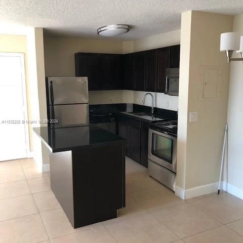 10725 Cleary Blvd # 204, Plantation FL 33324