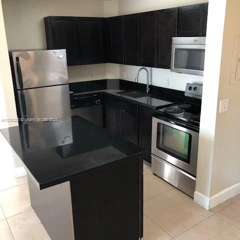 10725 Cleary Blvd # 204, Plantation FL 33324