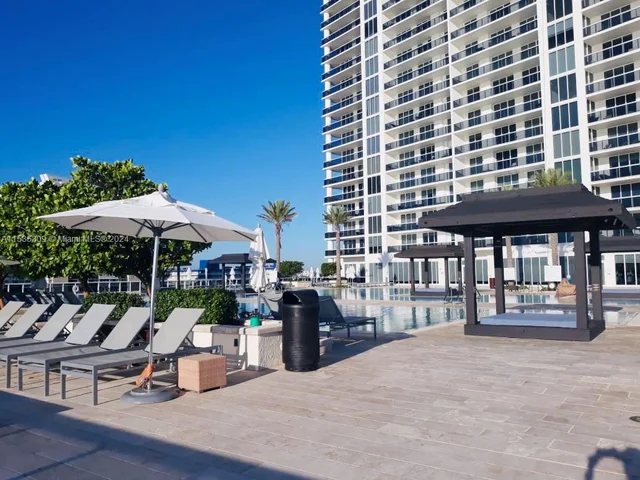 1800 S Ocean Dr # 609, Hallandale Beach FL 33009