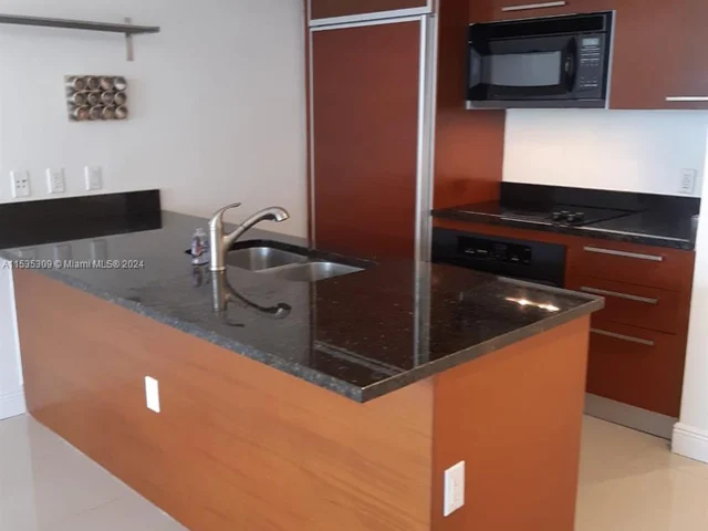 1800 S Ocean Dr # 609, Hallandale Beach FL 33009